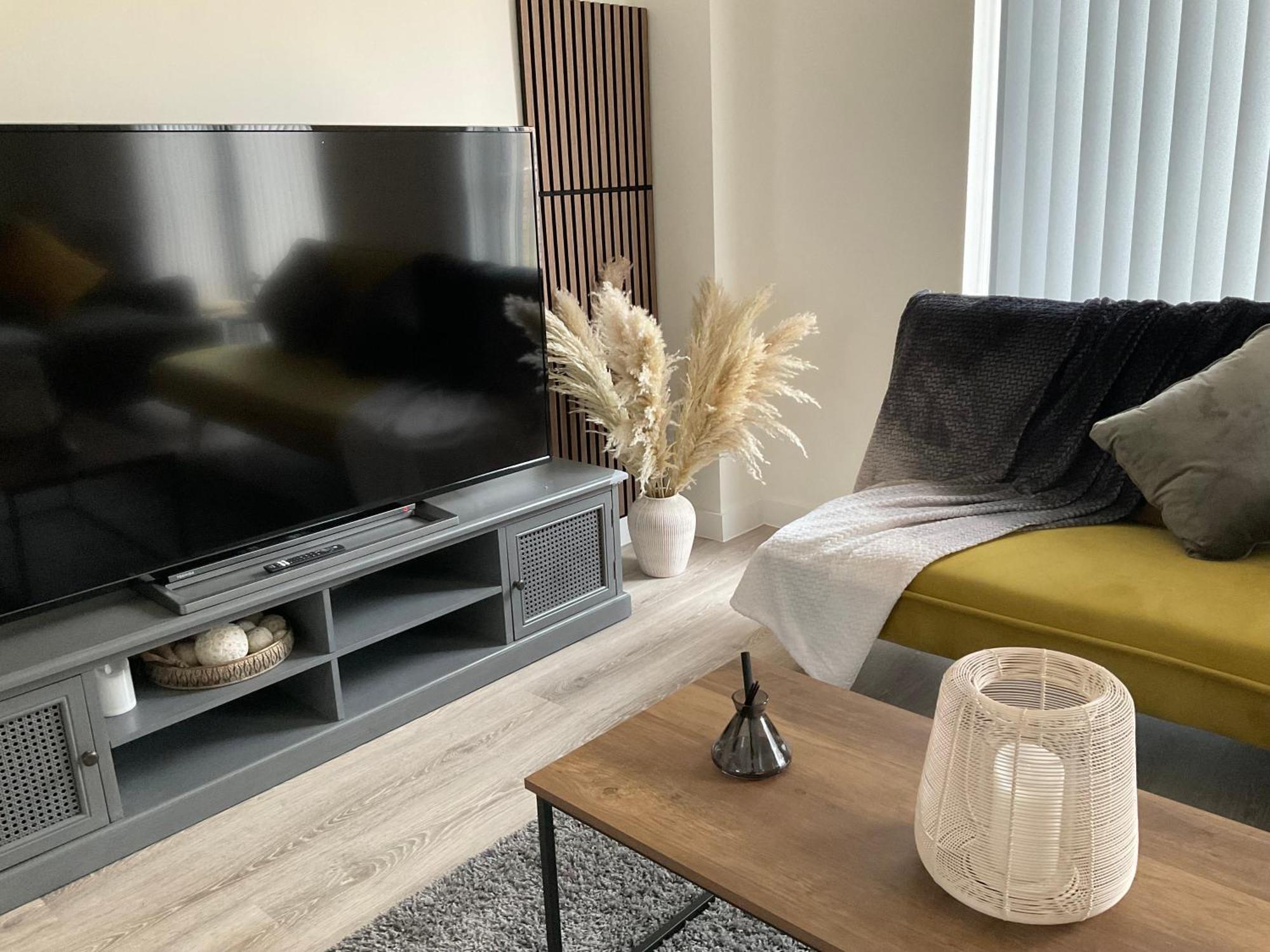 The Parkes A Stylish 3Br House, 5 Mins From Central Birmingham Close To The Edgbaston Stadium, The Hippodrome, Uob, Aston And Bcu, China Town, Kings Heath Bhx Airport And Much More Esterno foto