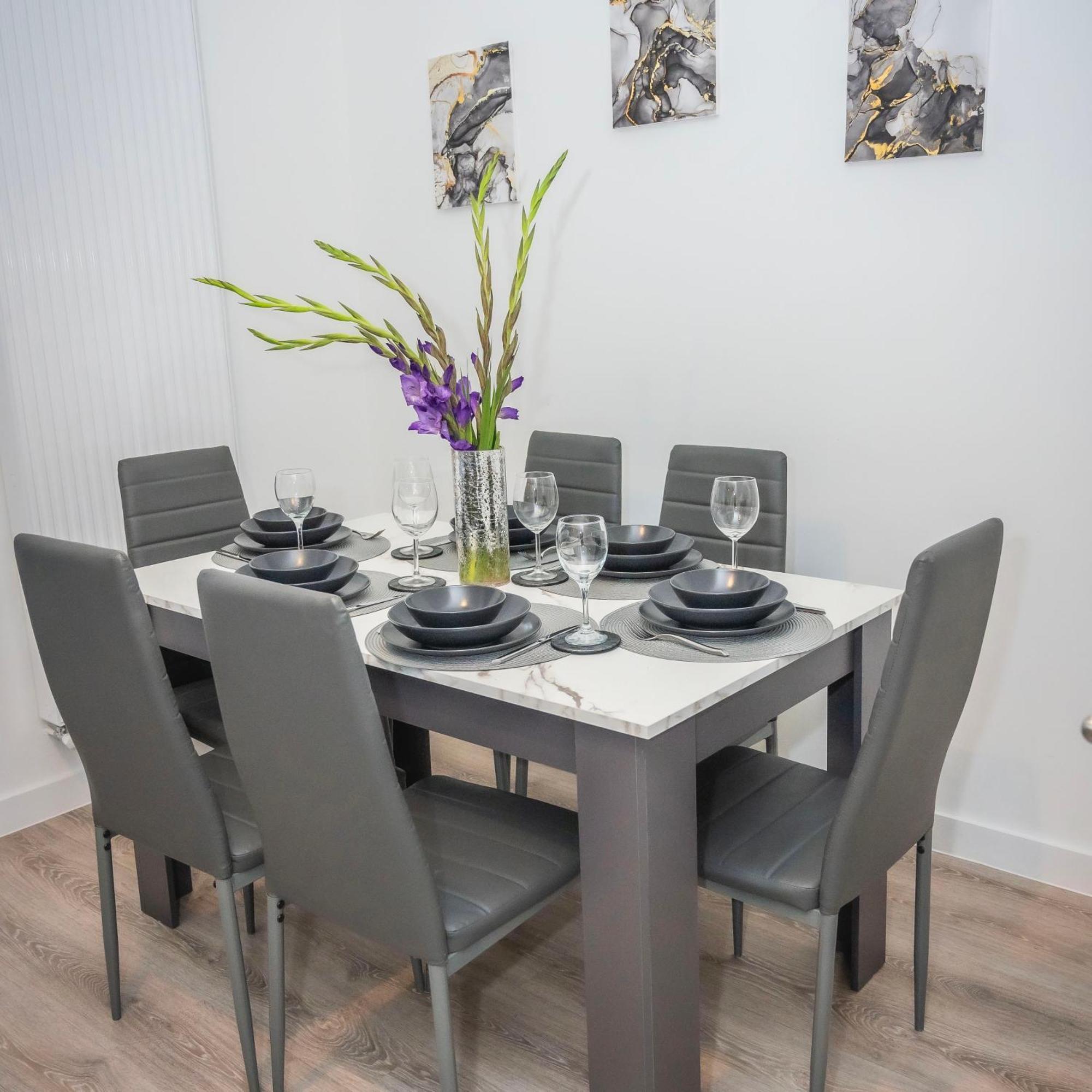 The Parkes A Stylish 3Br House, 5 Mins From Central Birmingham Close To The Edgbaston Stadium, The Hippodrome, Uob, Aston And Bcu, China Town, Kings Heath Bhx Airport And Much More Esterno foto